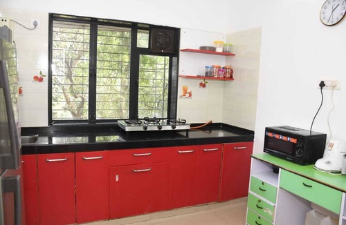 Kandivali East Apartment | Tulsi Home Stay Mumbai