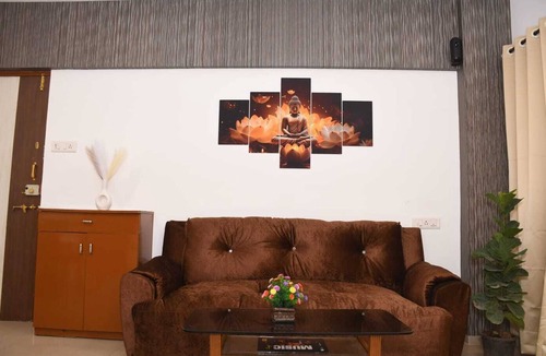 Kandivali East Apartment | Tulsi Home Stay Mumbai