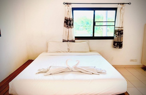 Si Racha Resort | Two Fifty Nine Resort 259 รีสอร์ต