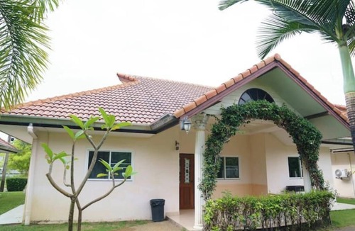 Si Racha Apartment | Two Fifty Nine Resort 259 รีสอร์ต