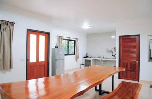 Si Racha Villa | Two Fifty Nine Resort 259 รีสอร์ต