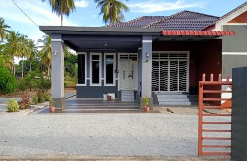 Kota Bharu House | Tyhah & Ff homestay