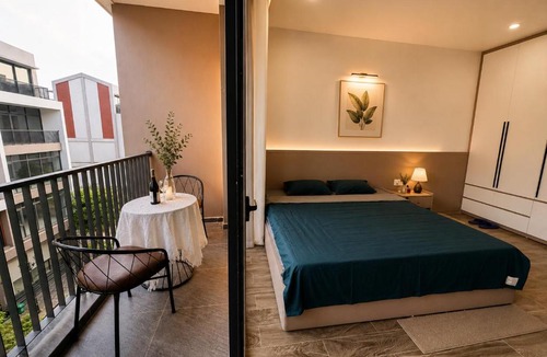 Van Giang Hotel | U-ViVu Homestay Ocean Park 3 Hưng Yên