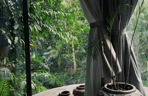 Nyuh Kuning House | Ubud zen river house - tranquil retreat in nature