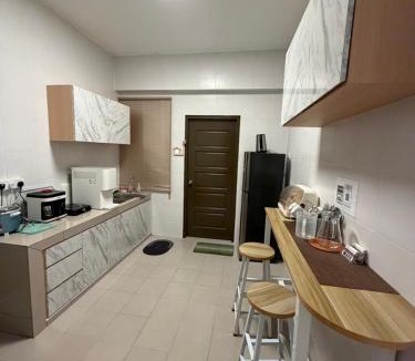 Sitiawan Apartment | Ulike Homestay-3Room-4 king Size Bed-The Venus