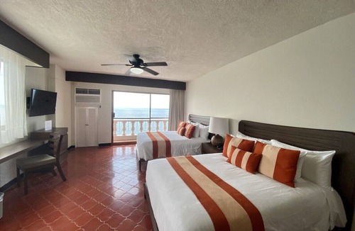 South Shore Hotel Area Hotel | Ultimate Seaside Retreat w/Scenic Ocean Views, 2 Units | All-Inclusive Stay!