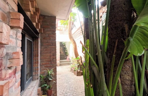 Quang An Cottage | Unique 1-Bedroom Cottage in Westlake Hanoi with AC, WIFI, Dryer & Washer