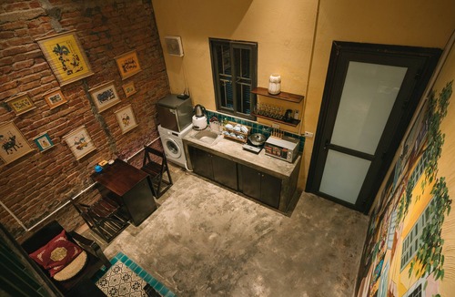 Hang Bo Apartment | Unique art house in Hanoi Old Quarter!