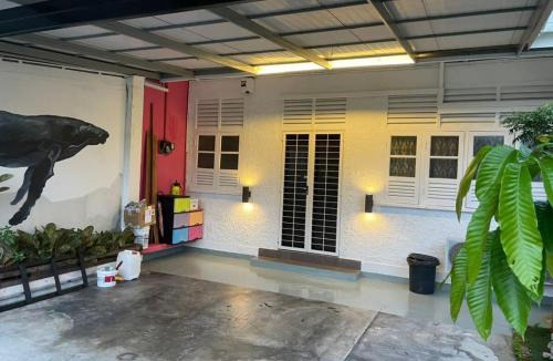 Taman Canning House | Unique Design House, 2BR House - Near Ipoh Local Foodies