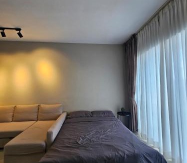 Batu Caves Apartment | Urban 360 Batu Caves Sri Gombak Selayang Wifi Netflix by N&N