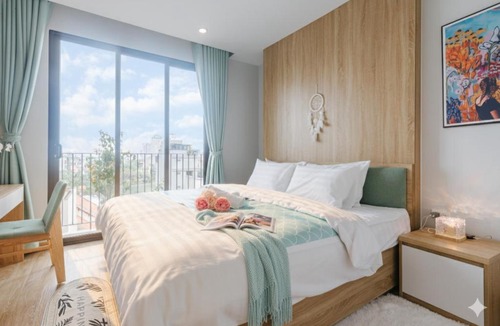 Nhat Tan Apartment | Urban Nomad Living 1BR City Apartment - Stay 24 hours - Flexible Check-in time