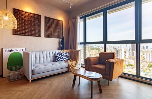 George Town Apartment | Urban Suites, Spectre Collection by Stellar ALV