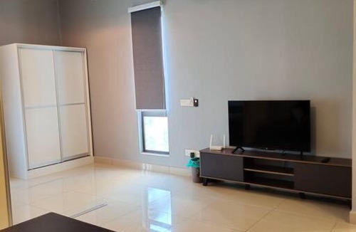 Taman Seri Gombak Apartment | Urban360 studio lovely, Parking and Wi-Fi Provided