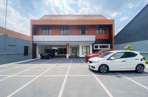 Mertoyudan Hotel | Urbanview Griya Cendhani Magelang