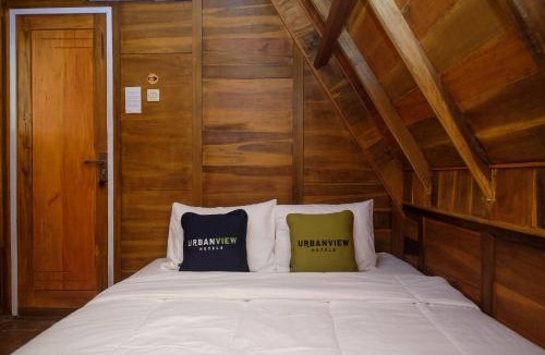 Kebumen Hotel | Urbanview Villa Lukulo Kebumen by RedDoorz