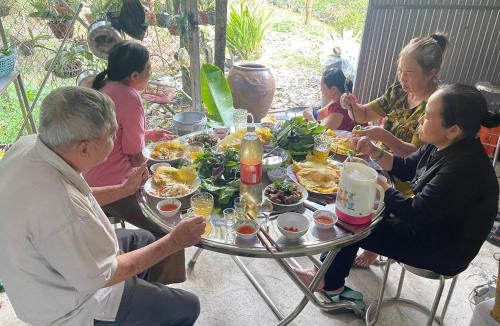 Cho Lach Apartment | Vùng ven Homestay