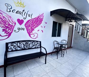 Roi Et Hotel | V Rich วีริชเพลส ร้อยเอ็ด