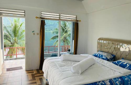 Ambarita House | Vandu's View Guest house & Restaurant