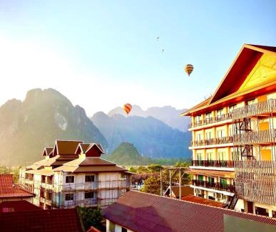 Vang Vieng Hostel | Vang Vieng Freedom View Hostel