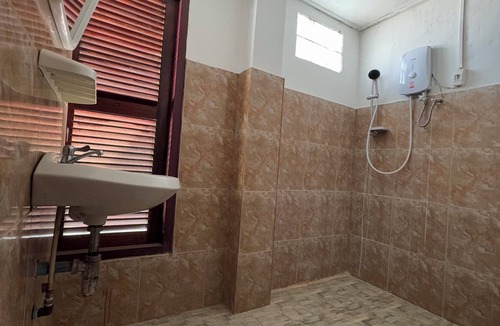 Vang Vieng Hotel | Vang Vieng Green Central Hotel