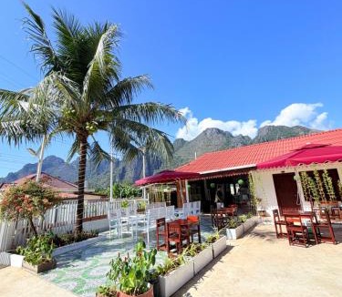 Vang Vieng Hotel | Vang Vieng Ruby Villa Hotel