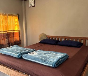 Champasak Province House | Vera Sunset homestay local experience with lao family