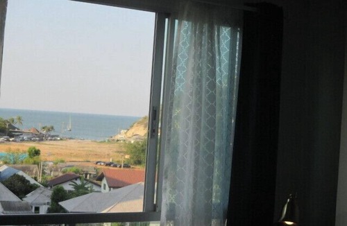 Khao Takiab Apartment | Very beautiful new studio 400m from a huge beach.