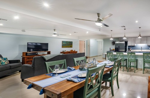 Cozumel Condo | Very luxurious 2 bedroom sea-view condo. Newly remodeled. All new furnishings.