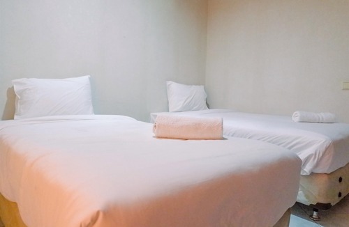 Suko Manunggal Hotel | Very Spacious 3Br High Floor Taman Beverly Apartment