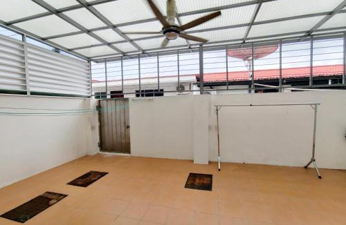 Miri House | Vi Homestay Taman Yakin