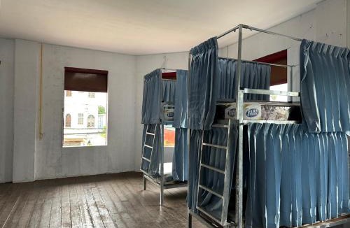 Thakhek Hostel | Via Thakhek Hostel & Cafe