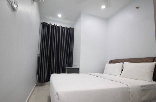 George Town Apartment | Vibrant Penang Attractions Steps Away