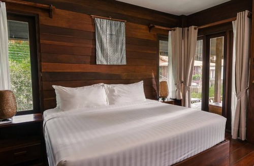 Vang Vieng Hotel | ViengTara VangVieng Resort