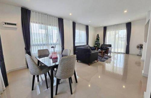 Uthai Villa | Villa ∙ 1 bedroom ∙ 10 guests