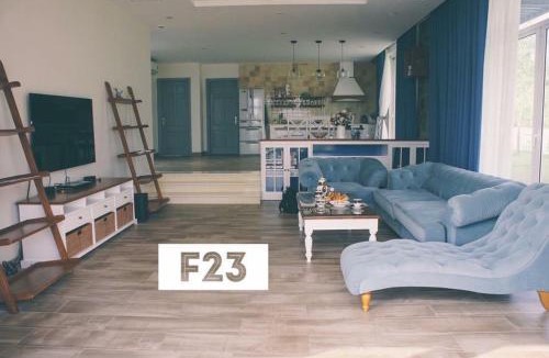 Ngoc Quang House | Villa 3 phòng ngủ với bể bơi & vườn riêng