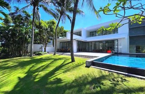Phuoc Thuan Villa | VILLA 5 BED ROOMS SANCTUARY HỒ TRÀM, gần biển CÁCH BIỂN CHỈ 20 MÉT