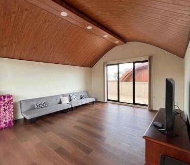 Ciawi Villa | Villa ∙ 5 bedrooms ∙ 16 guests