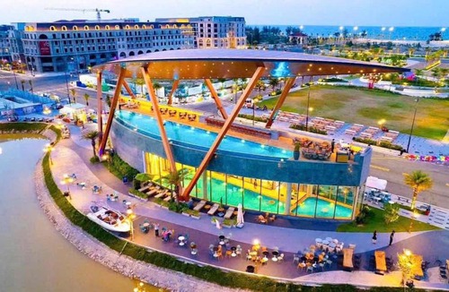Dong Hoi Villa | Villa 7 phòng 11 Giường Ngủ