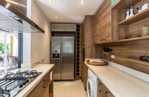 Klong Son Villa | Villa BanRomYen SiamRoyalView 70mtrs to Beach