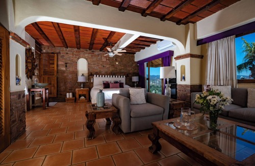 La Cruz de Huanacaxtle Bed & Breakfast | Villa Bella Bed & Breakfast