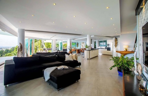 Cherngtalay Villa | Villa Beyond&Namaste 16-Bedroom Seaview Villa- Full Services