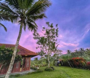 Selat Villa | Villa Bukit Temawang Near Sidemen and Mount Agung