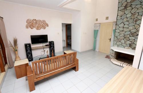 Ciater Villa | Villa ChavaMinerva Aries Ciater with Private Pool