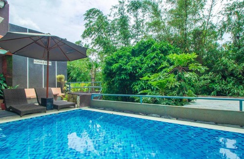 Oro Oro Ombo Villa | Villa Dewata with Chill Spot Private Pool and Karaoke