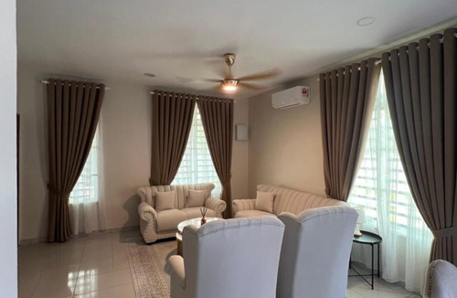 Kuala Krai House | Villa Hayfa
