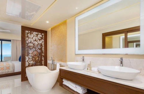 Santa Rosa Resort | Villa La Valencia Beach Resort & Spa Los Cabos - other room sizes available
