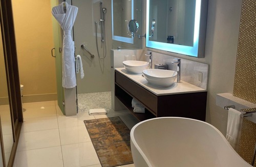 El Medano Ejidal Resort | Villa la Valencia 1 bedroom luxurious resort in stunning Cabo San Lucas with AC,