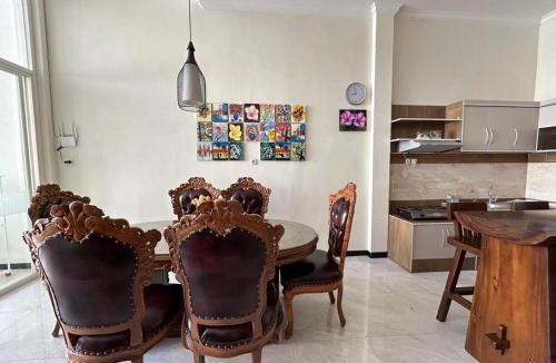 Malang Villa | Villa Lisha Orolas