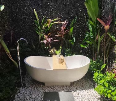 Gili Trawangan Villa | Villa Lola Gili Trawangan