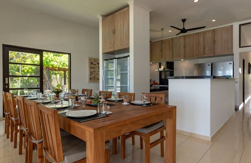 Dencarik Villa | Villa Lovina-beach 1 & 2, luxurious beach villa, 4 bedrooms, staff, pool and boat